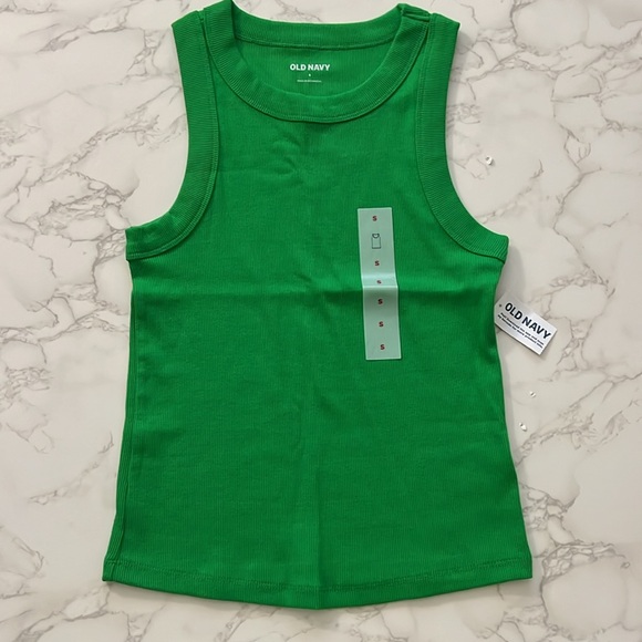 🆕 Crop Tank Bundle - Picture 3 of 3